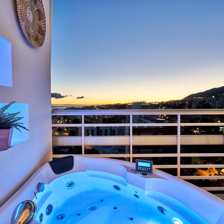 SUNSET BEACH Charming apartment with jacuzzi - Apartamento de 1 dormitorio - 1