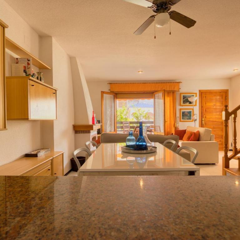 026 - Costa Hispania I - 172 - comfortHOLIDAYS - Three-Bedroom Apartment - 5
