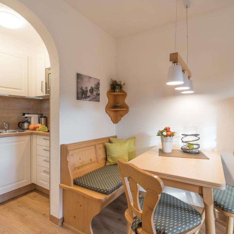 Ferienwohnung Bergstüberl - Apartment mit 1 Schlafzimmer - 2