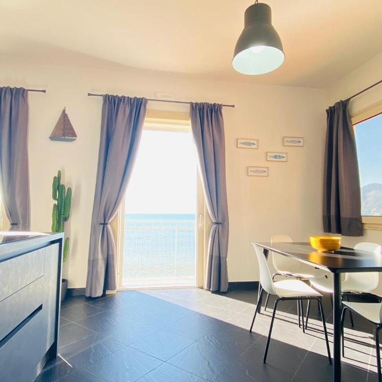 GuestHost - Sea View Apartment 5 mt from the beach - Appartamento con 2 Camere da Letto - 11