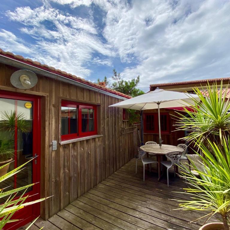 Idyllic Chalet right near the dunes in Cap Ferret - Maison 3 Chambres - 2