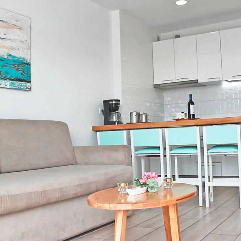Apartamentos Gelimar - Apartamento Deluxe con vistas al mar (2-3 adultos) - 11