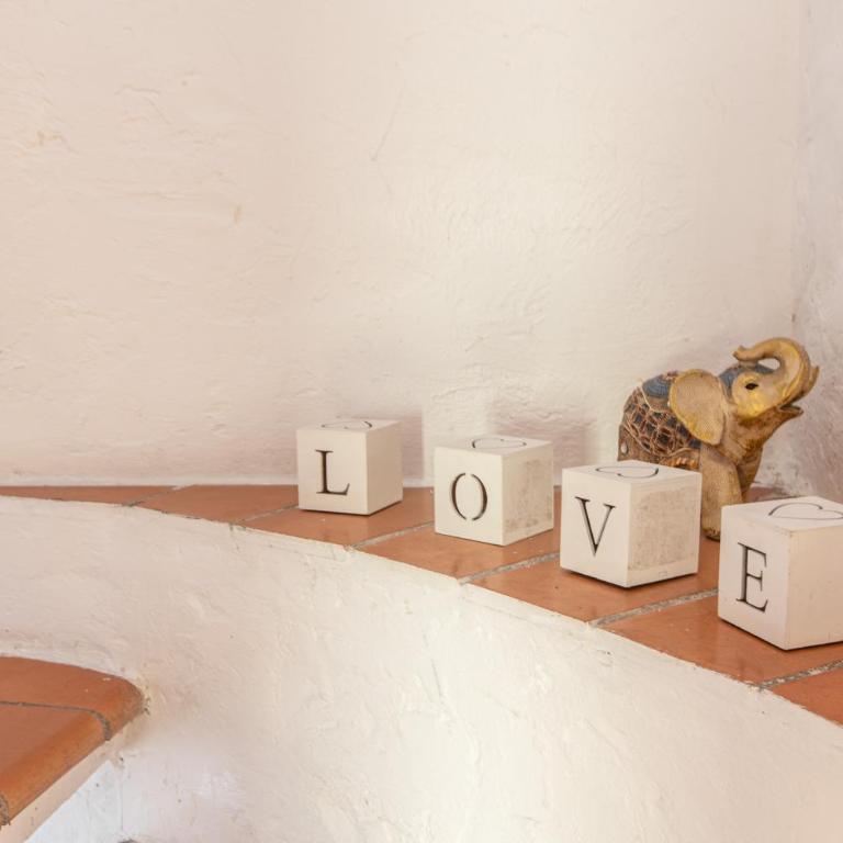 LB Vacation Rentals I Charming Little Bucolic House 5-Min From City - Maison 2 Chambres - 14