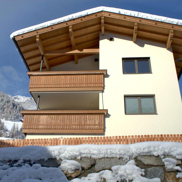 Berg' & Bluamen Appartements Stubai - Apartment mit 2 Schlafzimmern - 15