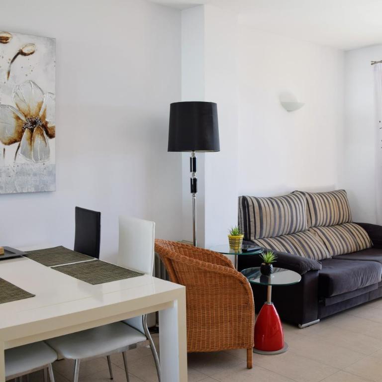 Sunny Escape by the Sea & Yacht Club - Apartamento - 10