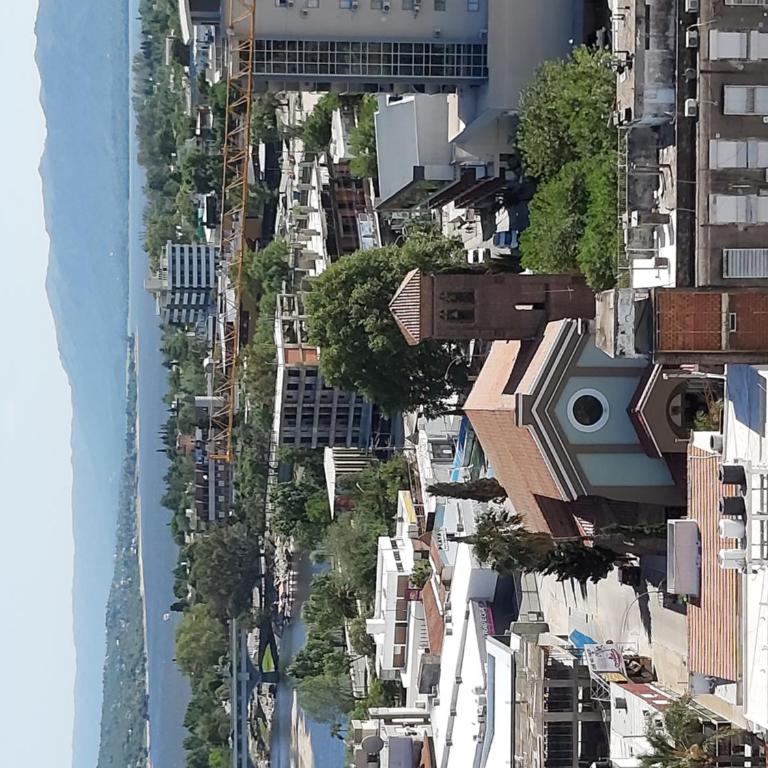 Edificio Leonardo, 5to piso - One-Bedroom Apartment - 54