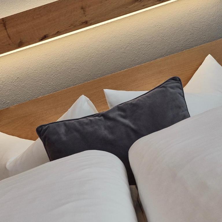 Hotel Garni & Aparthotel COLLINA - Doppelzimmer - 12