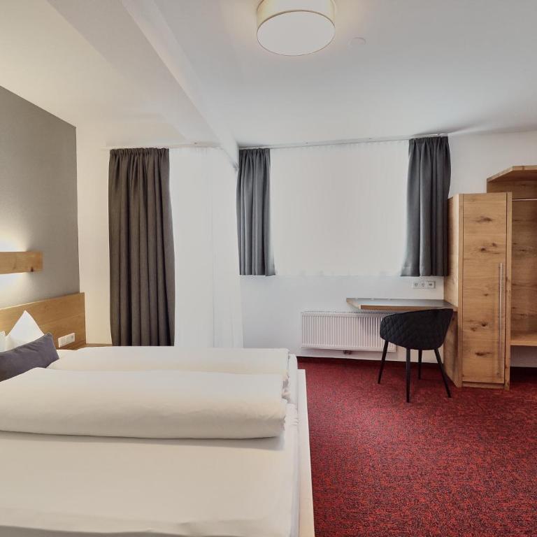 Hotel Garni & Aparthotel COLLINA - Doppelzimmer - 4