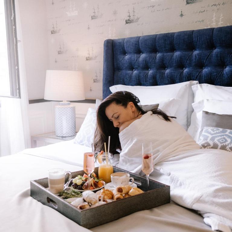 Boutique Hotel & Spa Casa del Mare - Mediterraneo - Deluxe Two Bedroom Apartment with Balcony and Sea View - 4