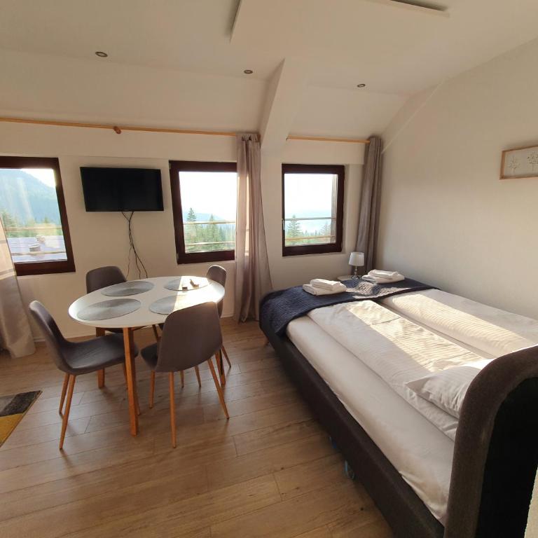 Jelka apartmani - King Studio with Sofa Bed - 6