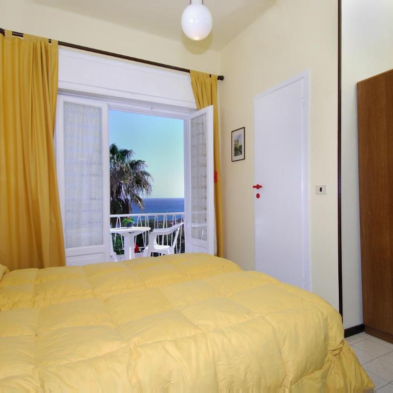 Hotel Nettuno - Camera Matrimoniale con Balcone - 3
