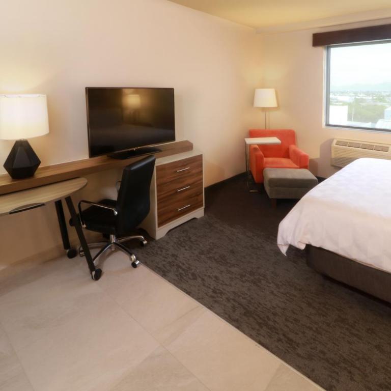 Holiday Inn & Suites Monterrey Apodaca Zona Airport, an IHG hotel - Suite Junior - 2