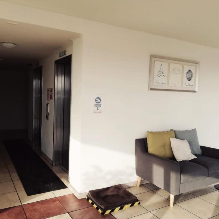 Comodo departamento frente al mar - Two-Bedroom Apartment - 12