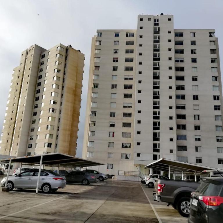 Comodo departamento frente al mar - Two-Bedroom Apartment - 11