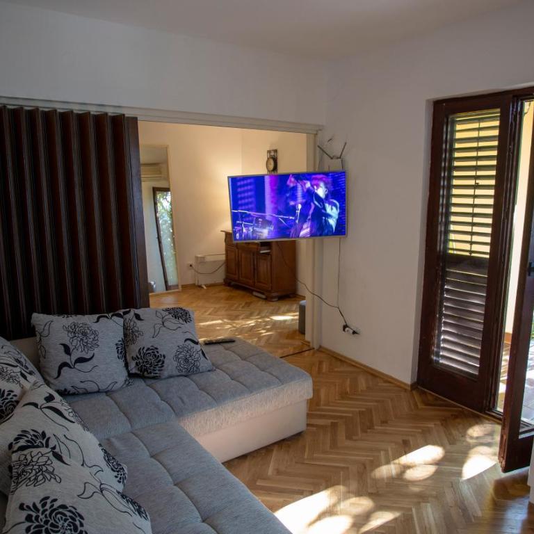 Уютная квартира в тени старого дуба - One-Bedroom Apartment - 5