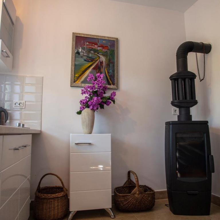 Уютная квартира в тени старого дуба - One-Bedroom Apartment - 3