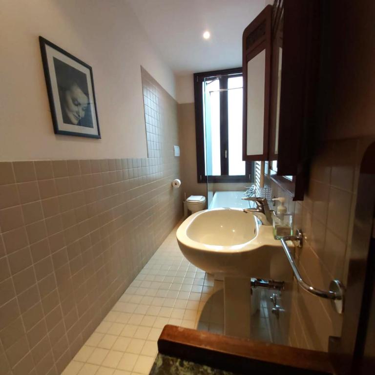 A PRIVATE TERRACE IN THE HEART OF VENICE - Two-Bedroom Apartment - 22