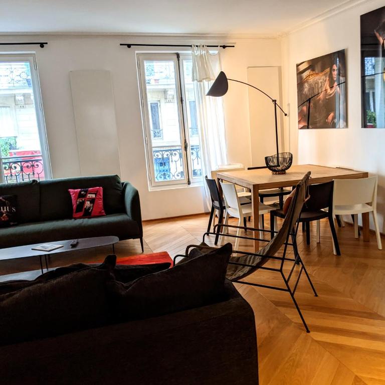 RESIDENCES HARCOURT - Ile Saint Louis - PARIS - Appartement Deluxe - 33