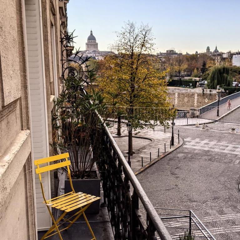RESIDENCES HARCOURT - Ile Saint Louis - PARIS - Appartement Deluxe - 29