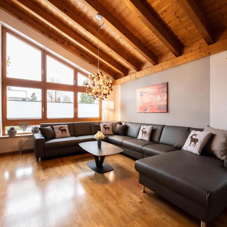 Alpen Chalet - Ferienhaus - 1