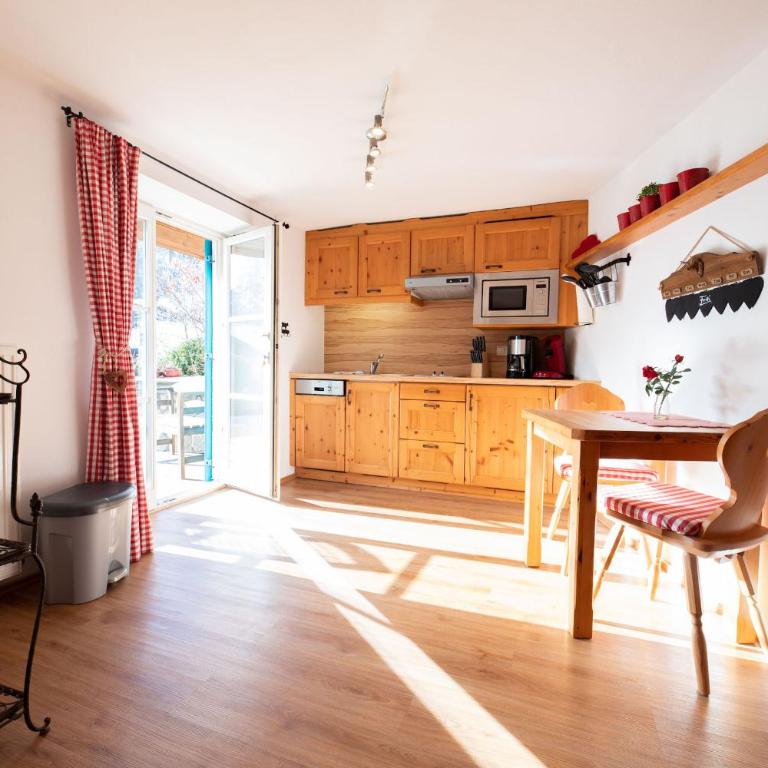Almstüberl - Apartment mit Blick auf die Berge - 2