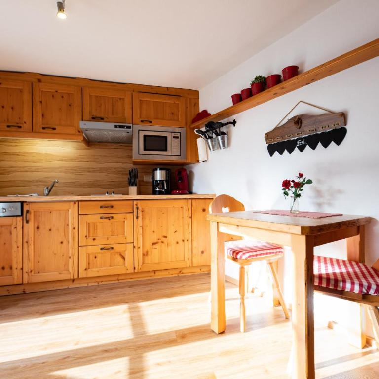 Almstüberl - Apartment mit Blick auf die Berge - 9