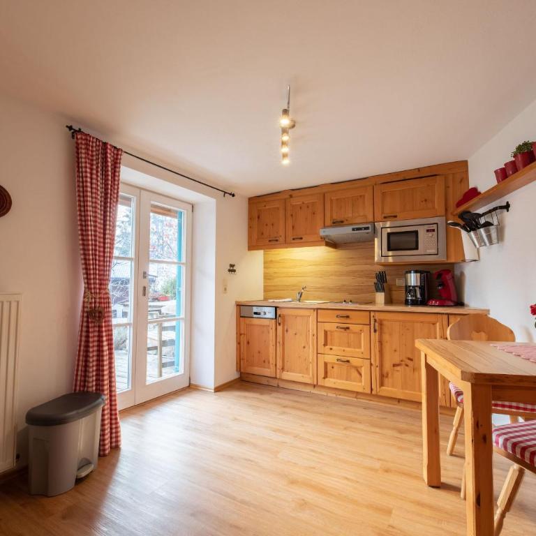 Almstüberl - Apartment mit Blick auf die Berge - 18