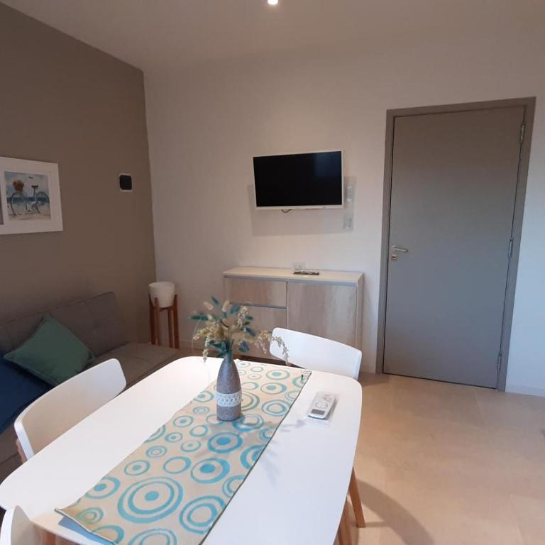 Los Tritones Apart Hotel - One-Bedroom Apartment - 5