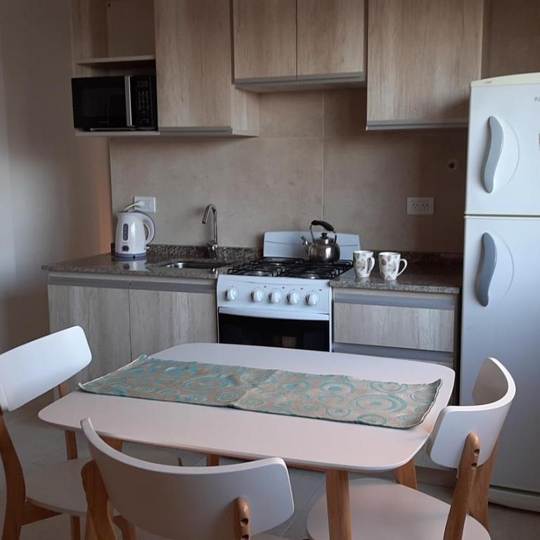 Los Tritones Apart Hotel - One-Bedroom Apartment - 4