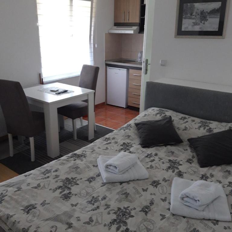 Apartments NS Novaković - Apartman sa Balkonom - 2