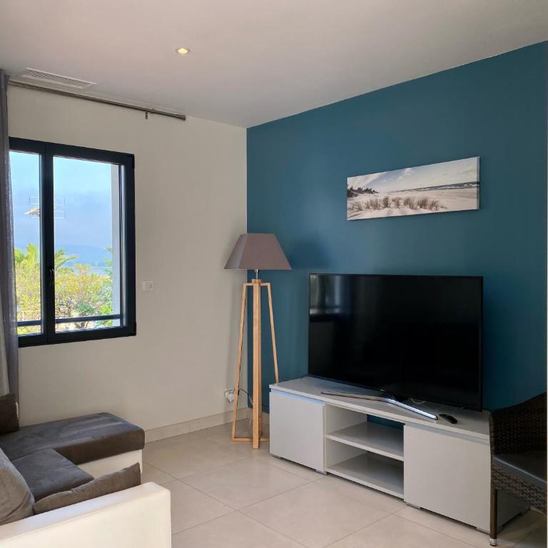 FLAMANTS ROSES 4 Accesible PMR - Appartement - 2