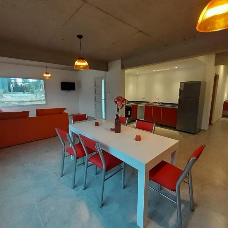 ELEMENTOS MAR AZUL acceso directo a playa x complejo - Family Two-Bedroom Apartment with View - 2