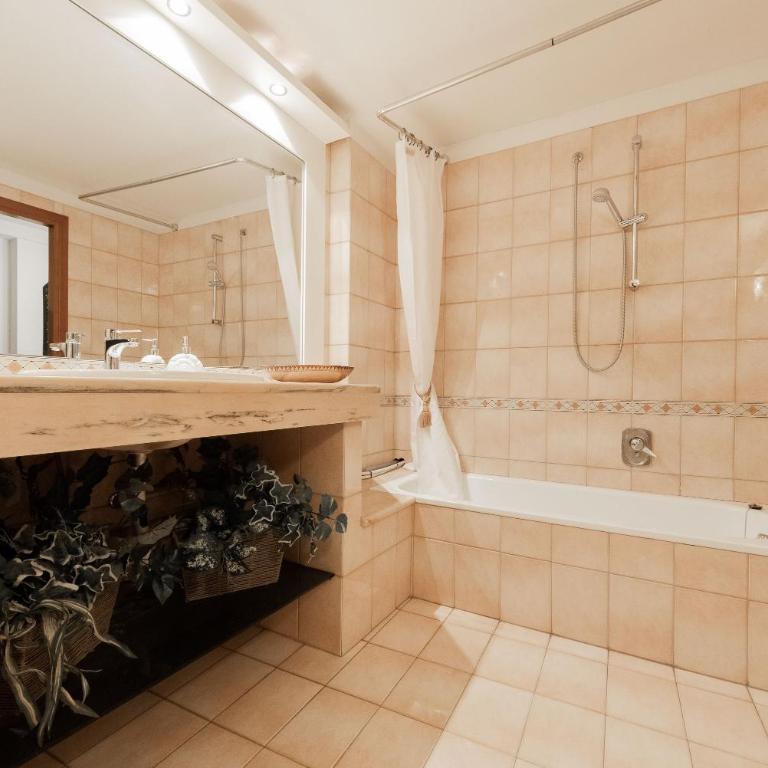 Realkasa Azeglio Apartments - Spacious Room without kitchen - 9