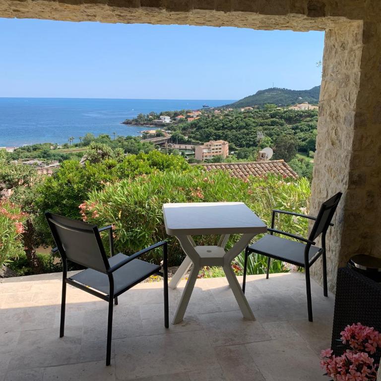 Villa Grand Baie - Studio "Bougainvillier" with Sea View - 15