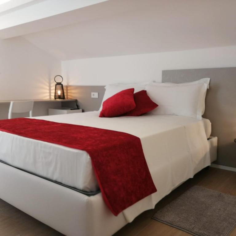 La Mansardina - Double Room with Private External Bathroom - 1