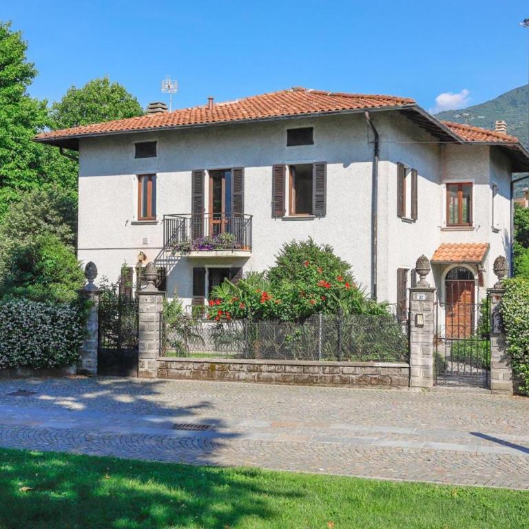 Villa Lago Groundfloor Lakefront Beach Garden Bike&Boat& Scooter Lake Como - Appartamento con 2 Camere da Letto - 34