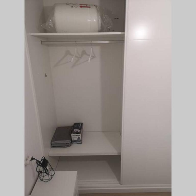 Piso moderno con garaje en el centro de Vigo - Apartamento de 1 dormitorio - 34