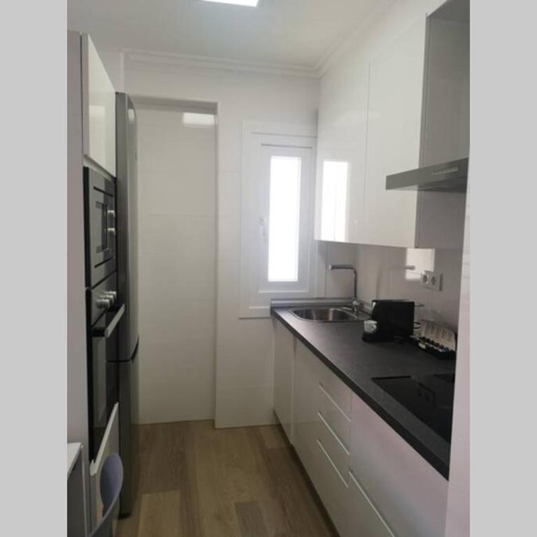 Piso moderno con garaje en el centro de Vigo - Apartamento de 1 dormitorio - 9