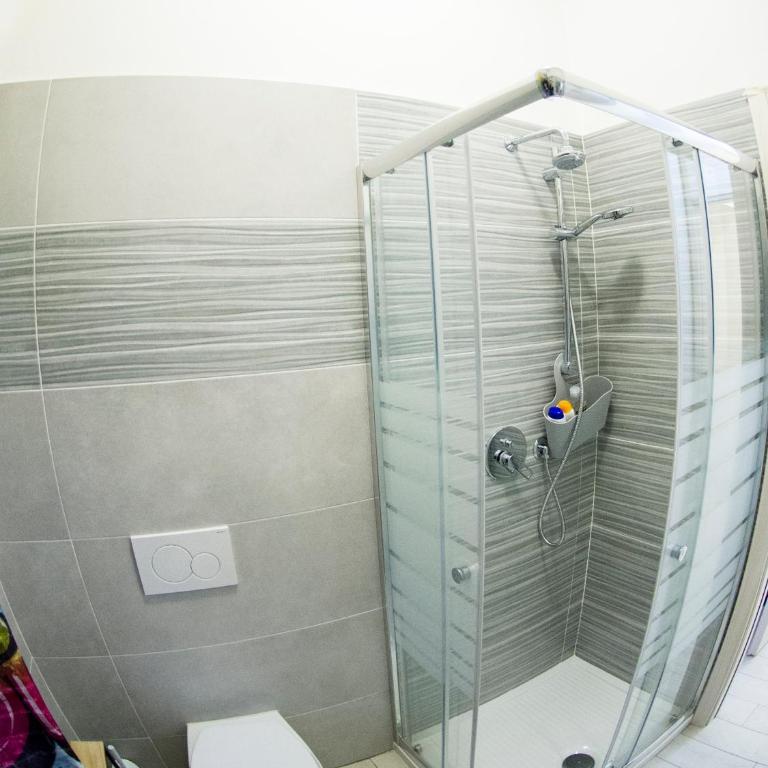 IL MELOGRANO HOLIDAY COMO - Camera Matrimoniale con Bagno Privato - 20