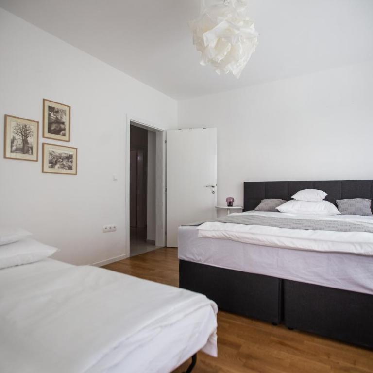 Big Tree Apartment & The Nest Apartment - free Parking - One-Bedroom Apartment - 16