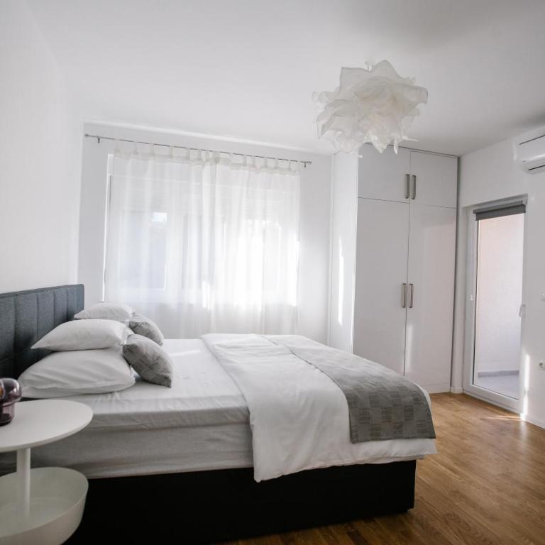 Big Tree Apartment & The Nest Apartment - free Parking - One-Bedroom Apartment - 14