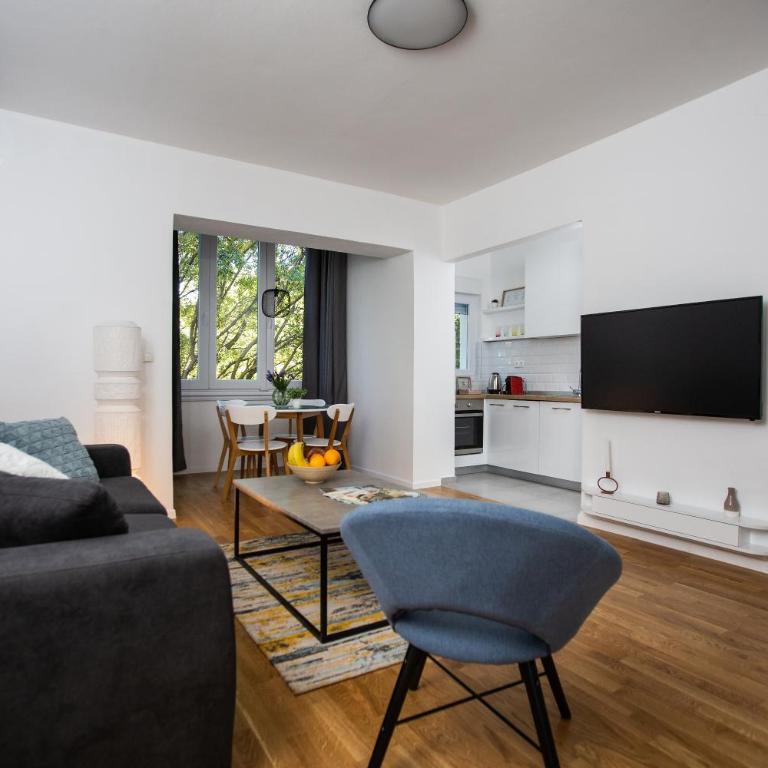 Big Tree Apartment & The Nest Apartment - free Parking - One-Bedroom Apartment - 3