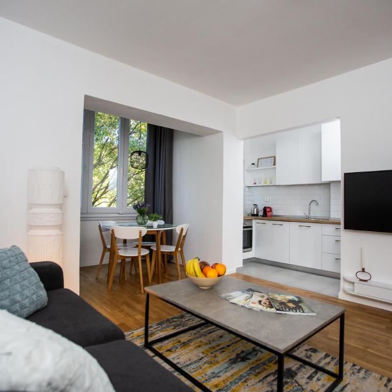 Big Tree Apartment & The Nest Apartment - free Parking - One-Bedroom Apartment - 5