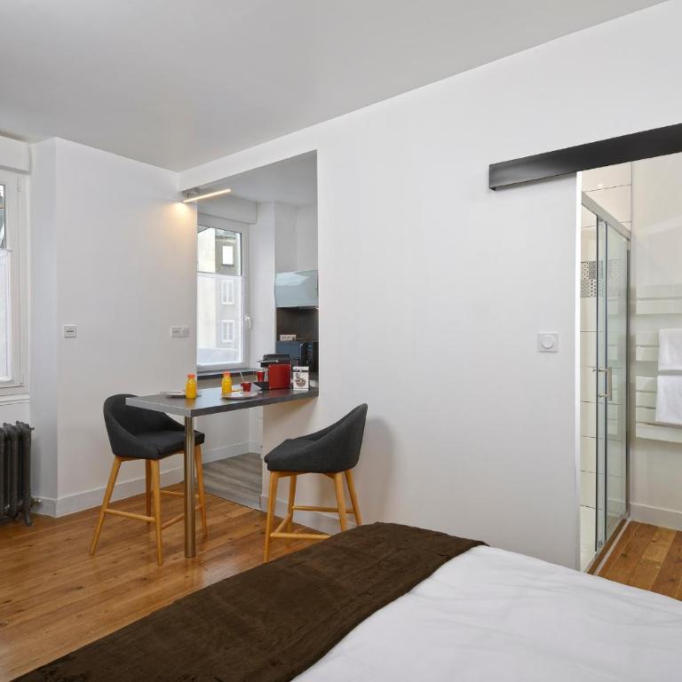 Hyper Centre Rue Valdemaine - Appartement avec Douche - 2