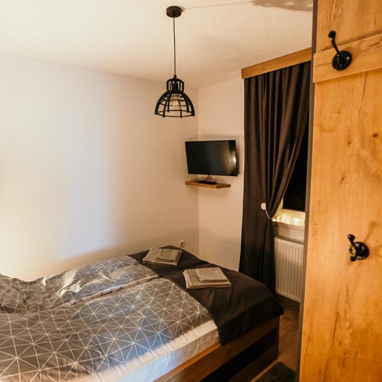 WOLF apartments - One-Bedroom Apartment - 14