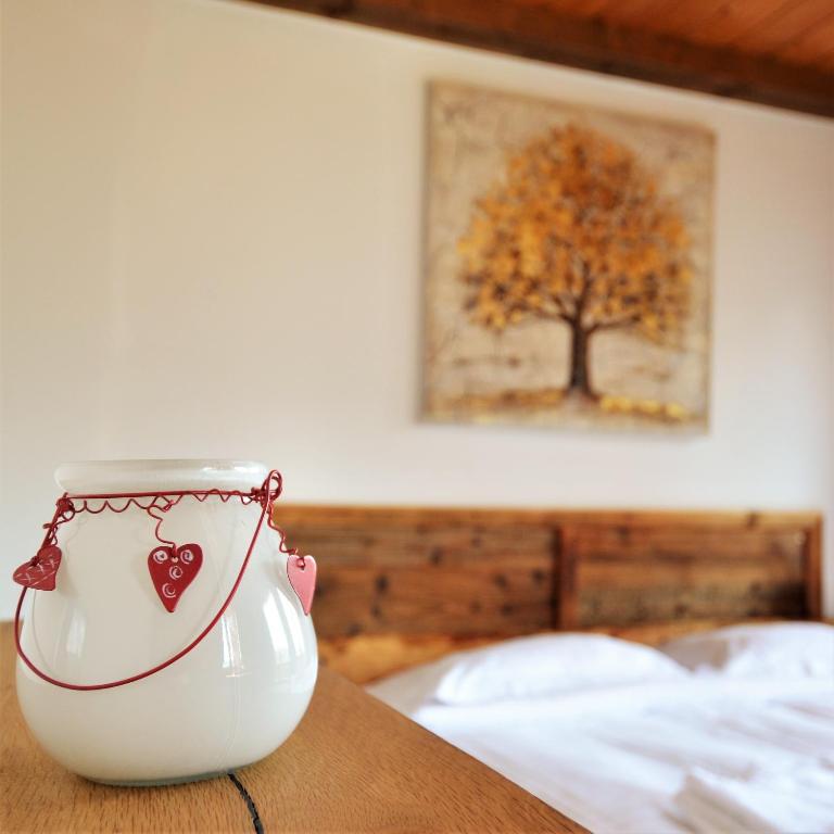 Les chambres et Roulottes des Noisetiers - Studio mit Bergblick - 5
