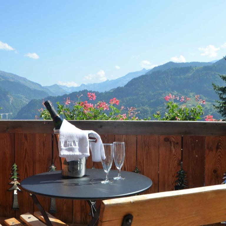 Les chambres et Roulottes des Noisetiers - Studio mit Bergblick - 16