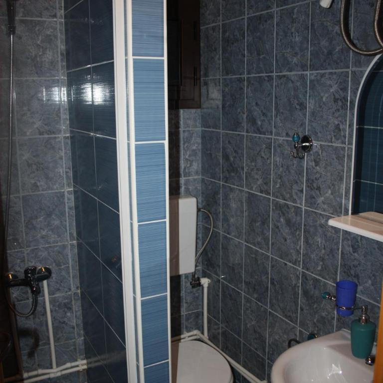 Apartment Nikitovic - Apartment with Balcony - 17