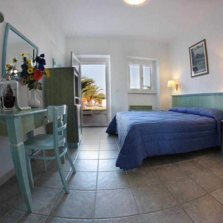 Vel Marì - Rooms on the Beach - Camera Matrimoniale/Doppia con Letti Singoli con Vista Mare - 1