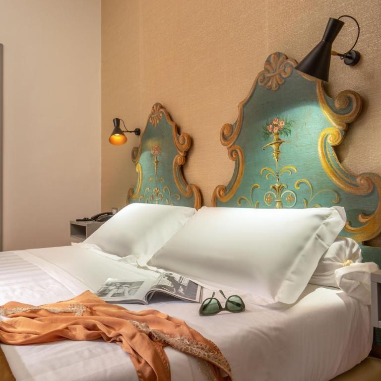 Hotel Mozart - Camera Matrimoniale/Doppia con Letti Singoli - Via dei Greci 23 - 3